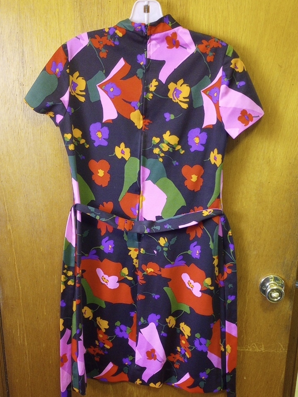 Colorful Floral Vintage Polyester Dress & Sash. Black Red Pink Gold Green Purple - Picture 3 of 4